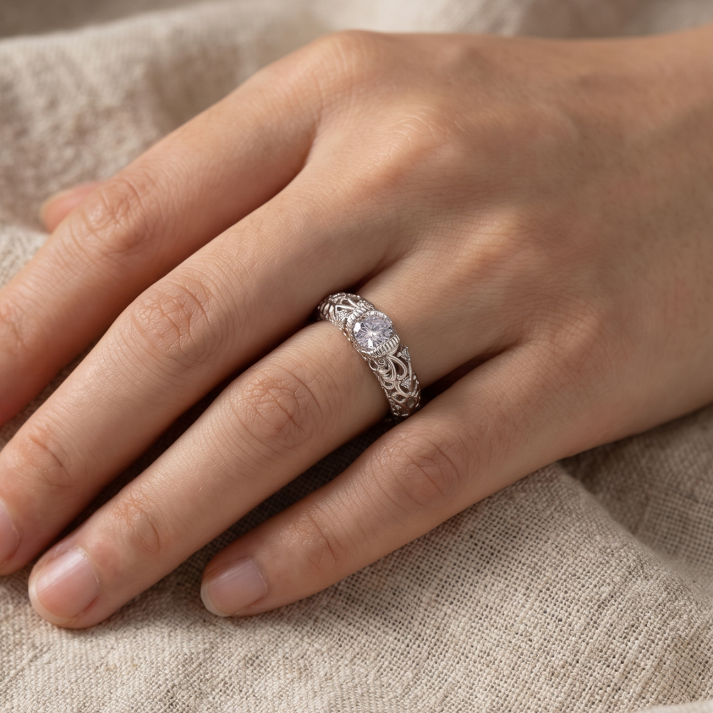 Elegant Silver Ring