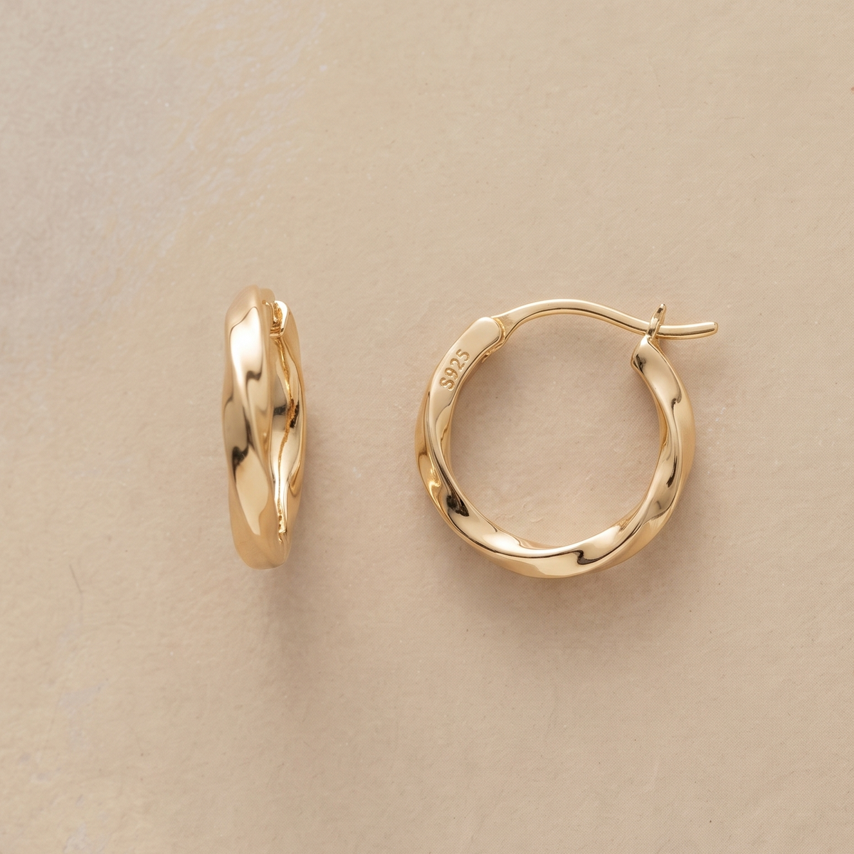 Gold Round Inlay Earrings